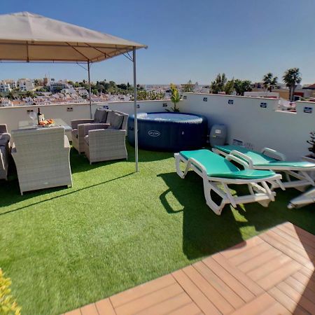 פראגודו Apartment Beta - 2 Bedrooms, Private Rooftop Patio With Hot Tub, Bbq And View מראה חיצוני תמונה