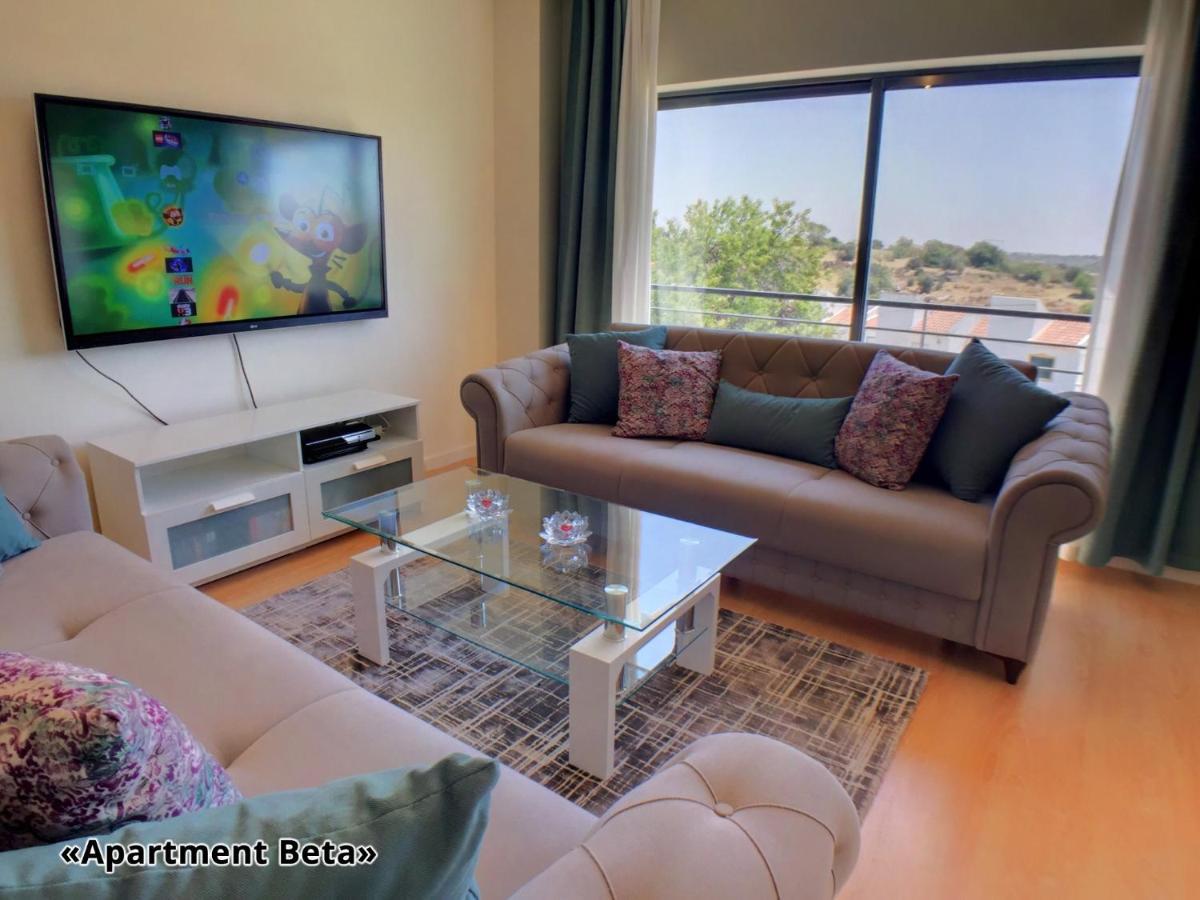פראגודו Apartment Beta - 2 Bedrooms, Private Rooftop Patio With Hot Tub, Bbq And View מראה חיצוני תמונה